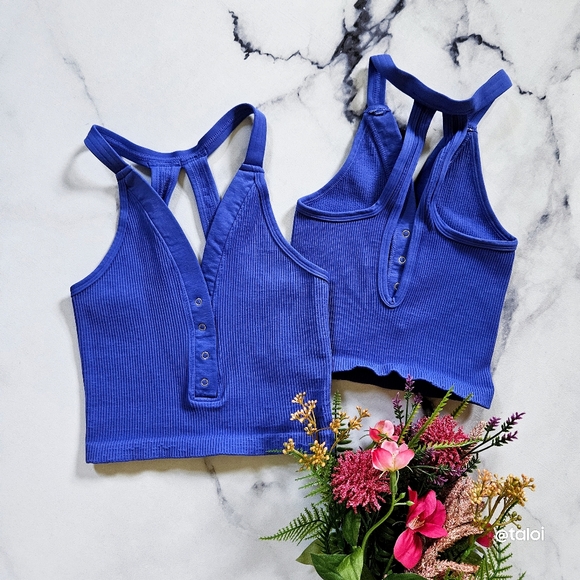 NWOT FP Movement Happiness Runs Henley Tank Electric Cobalt Size XS/S - Picture 12 of 14